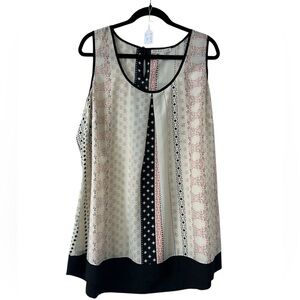 14 Daniel Rainn Sleeveless Multipoint Top